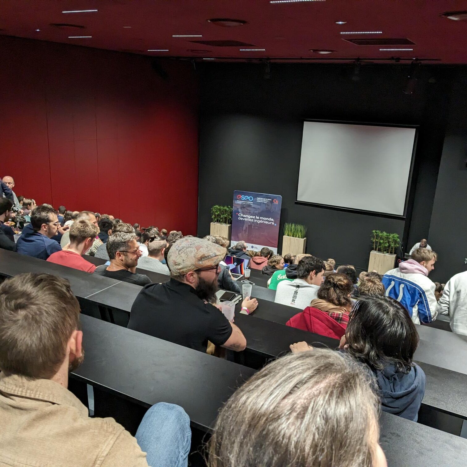 Image du DevFest Dijon 2023 - Equipes de développement - PLANET B - PLANET Bourgogne